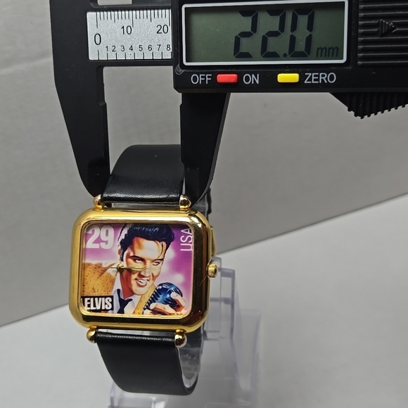 1992 Elvis Presley 29 Cent Stamp USPS Gold Tone Quartz Watch New Battery Working - Picture 5 of 11
